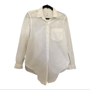 GAP white button up size medium